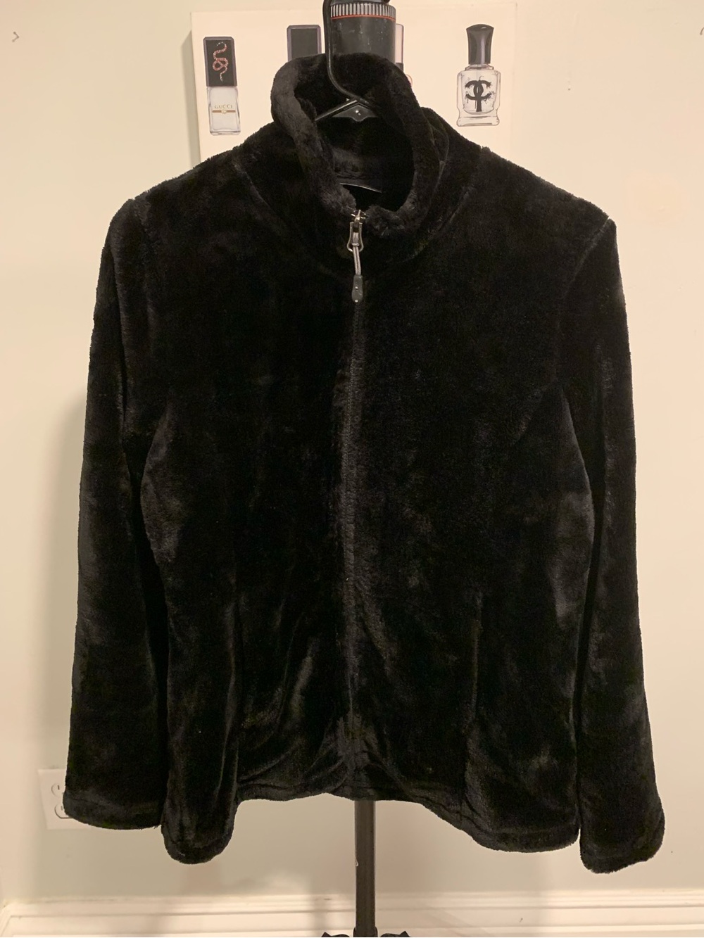 NWOT Women’s Black Plush Full-Zip Jacket SJL014